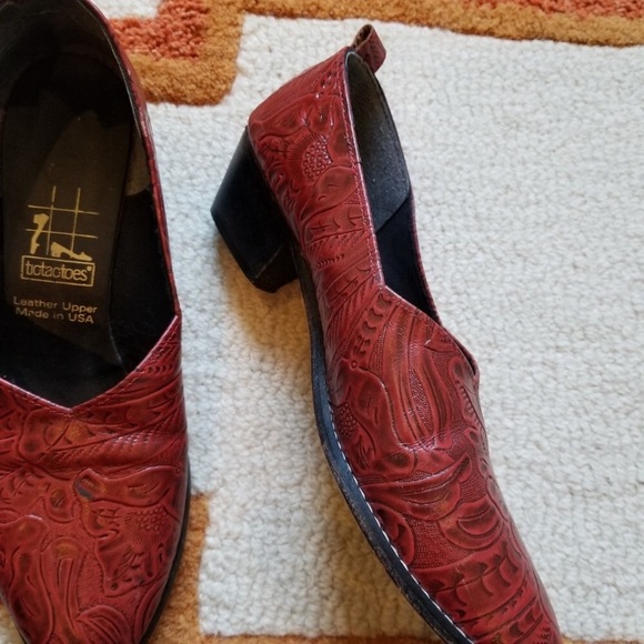 REPOSH Oxblood Loafers - Picture 6 of 8
